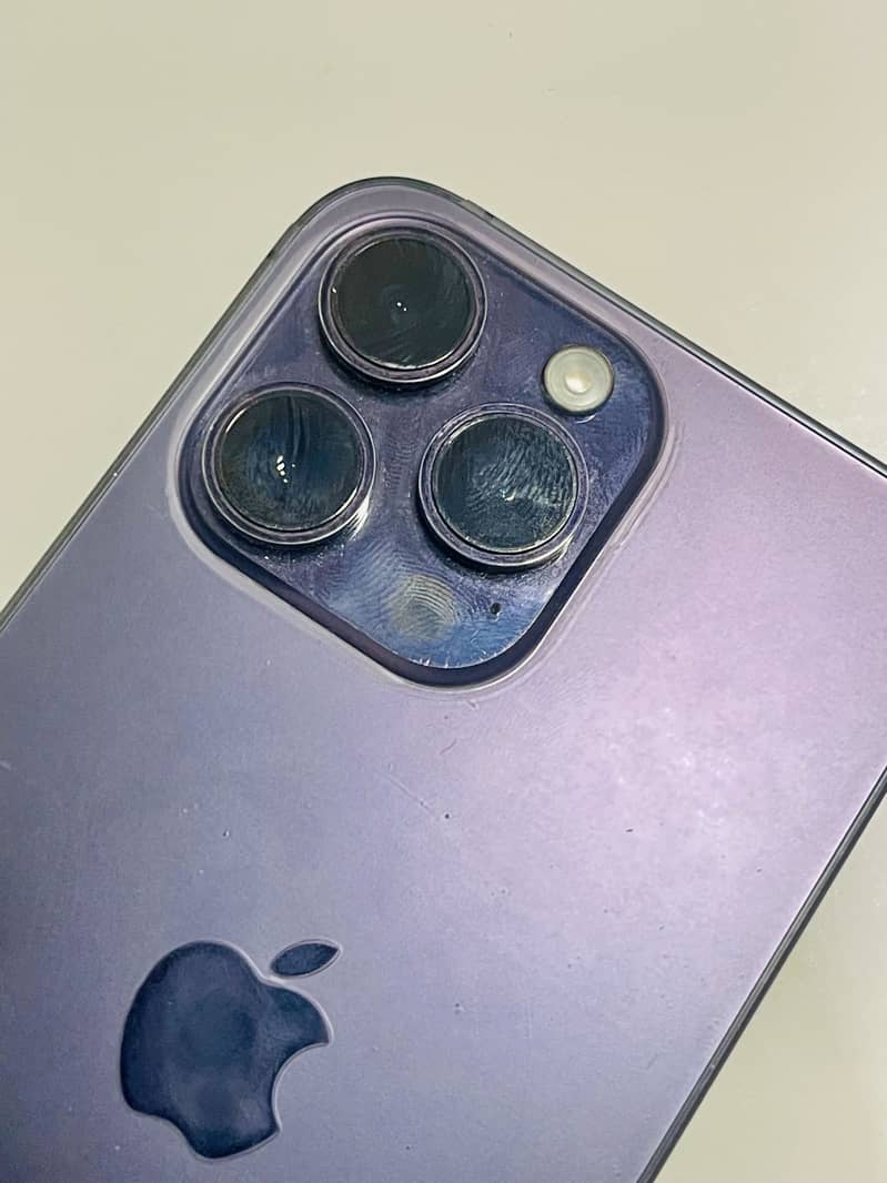 Apple iPhone 14 Pro Max 2