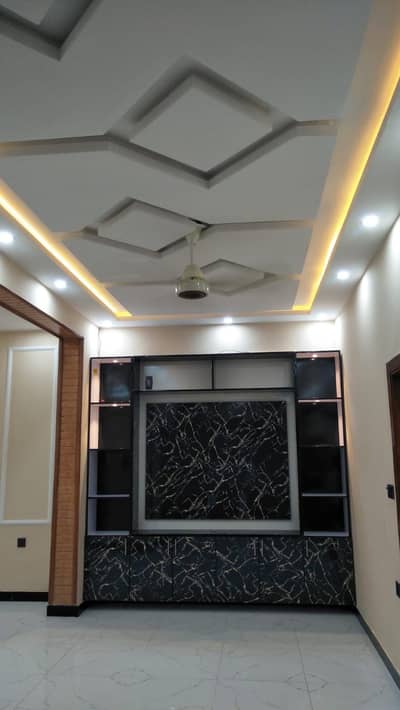 Beautiful Newly Constructed 5 Marla House for Rent in E-18