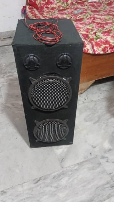 bufer speaker  new ha  khud tyearkrya ha hum ny is ku