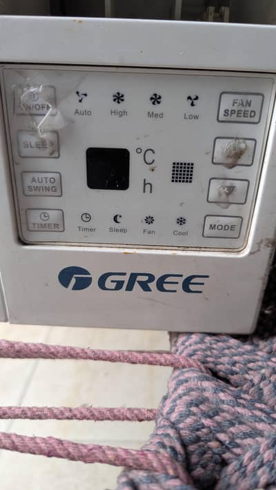 AC like brand new. Box pack liya tha. not repaired sigle time