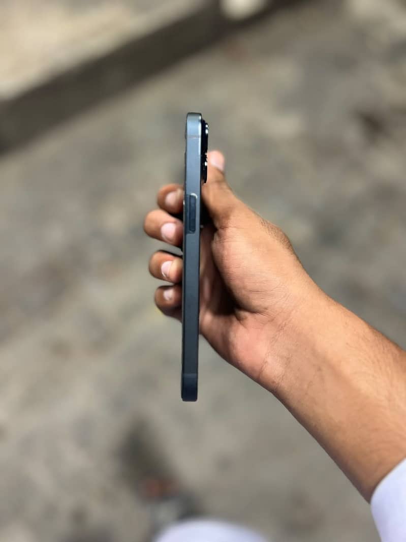 Apple iPhone 14 1