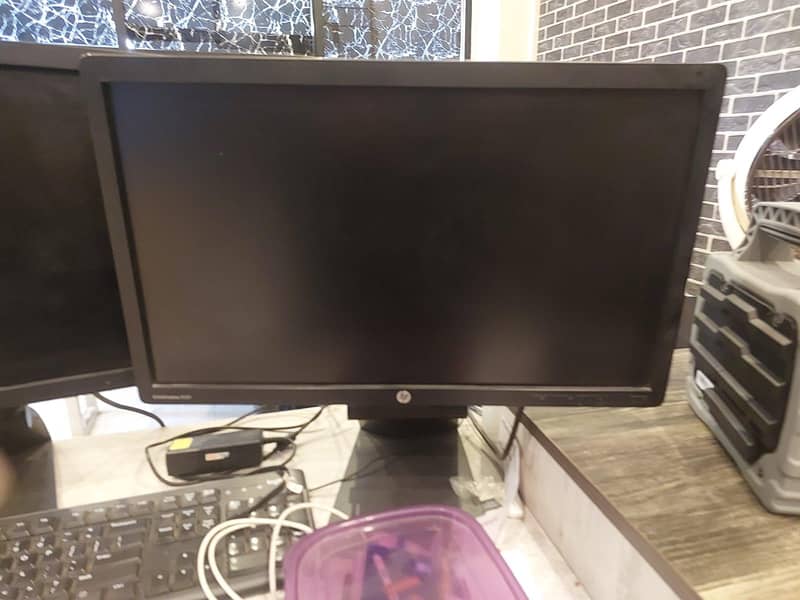 computer LCD 24" 1