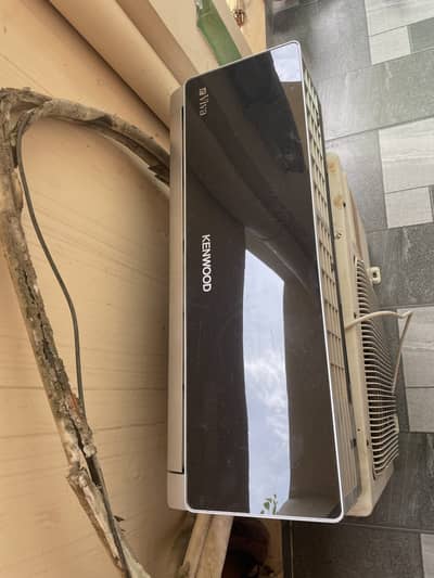 Kenwood evita 1 ton AC