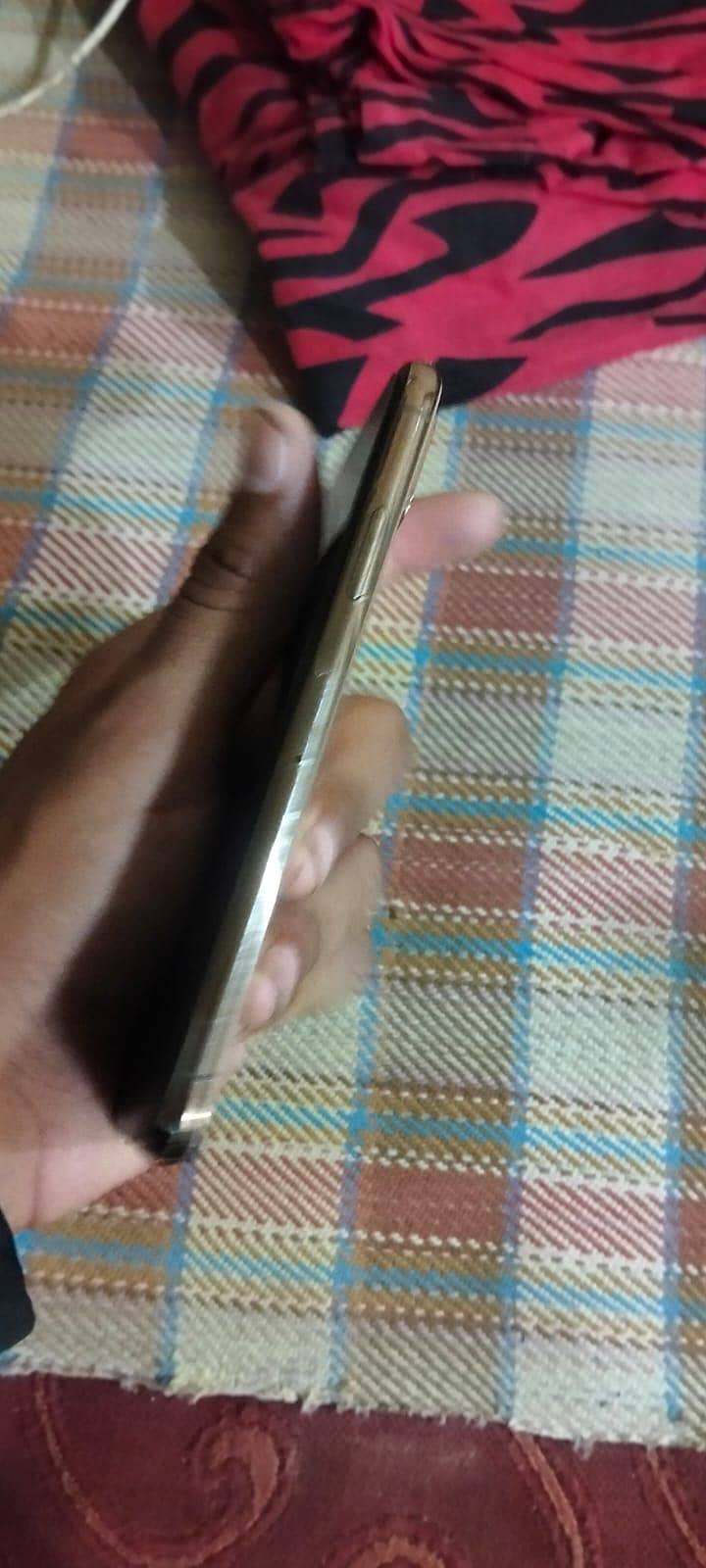 Apple iPhone XS 1
