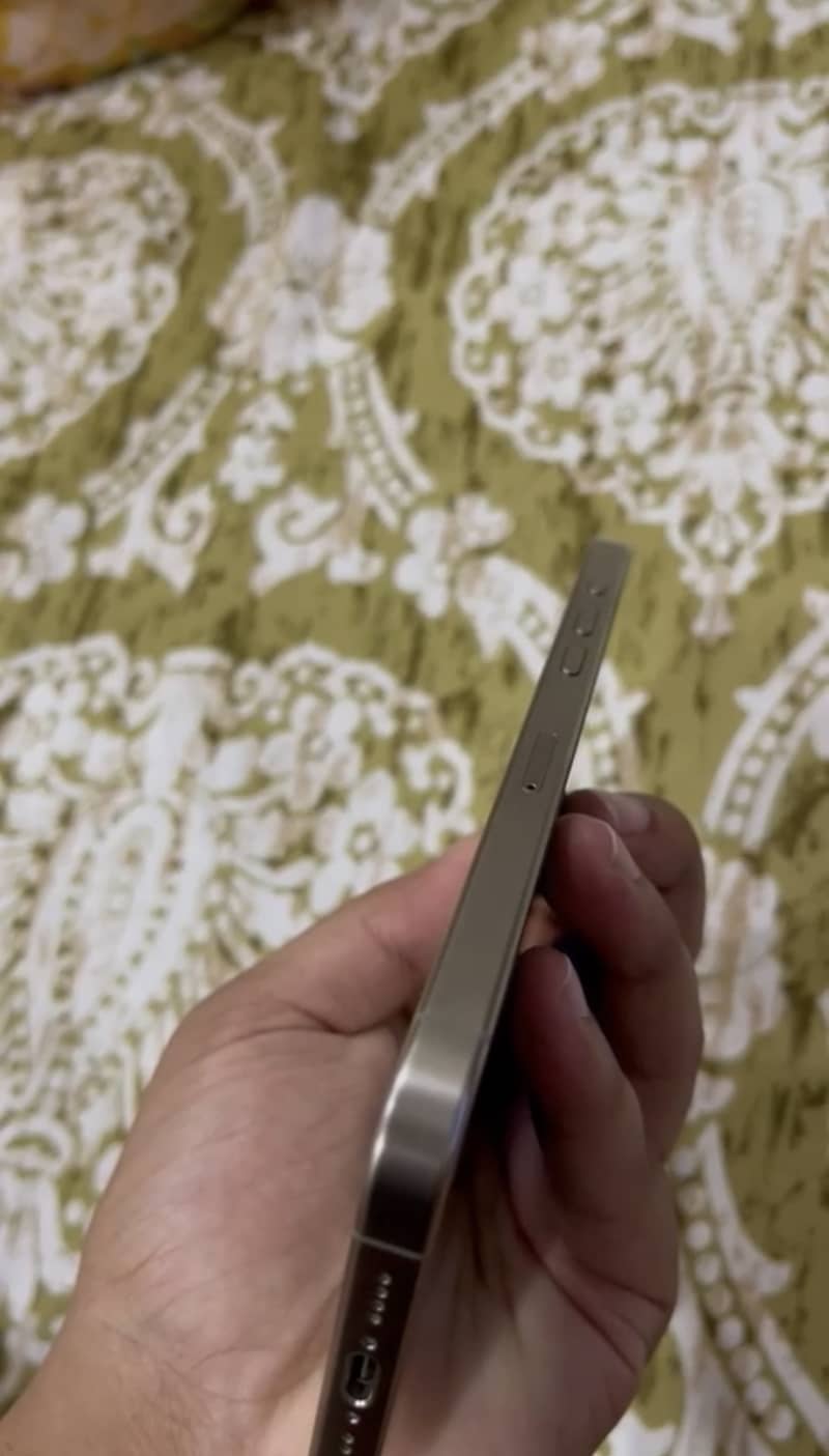 Iphone 15pro max 3