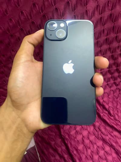 Apple iPhone 13
