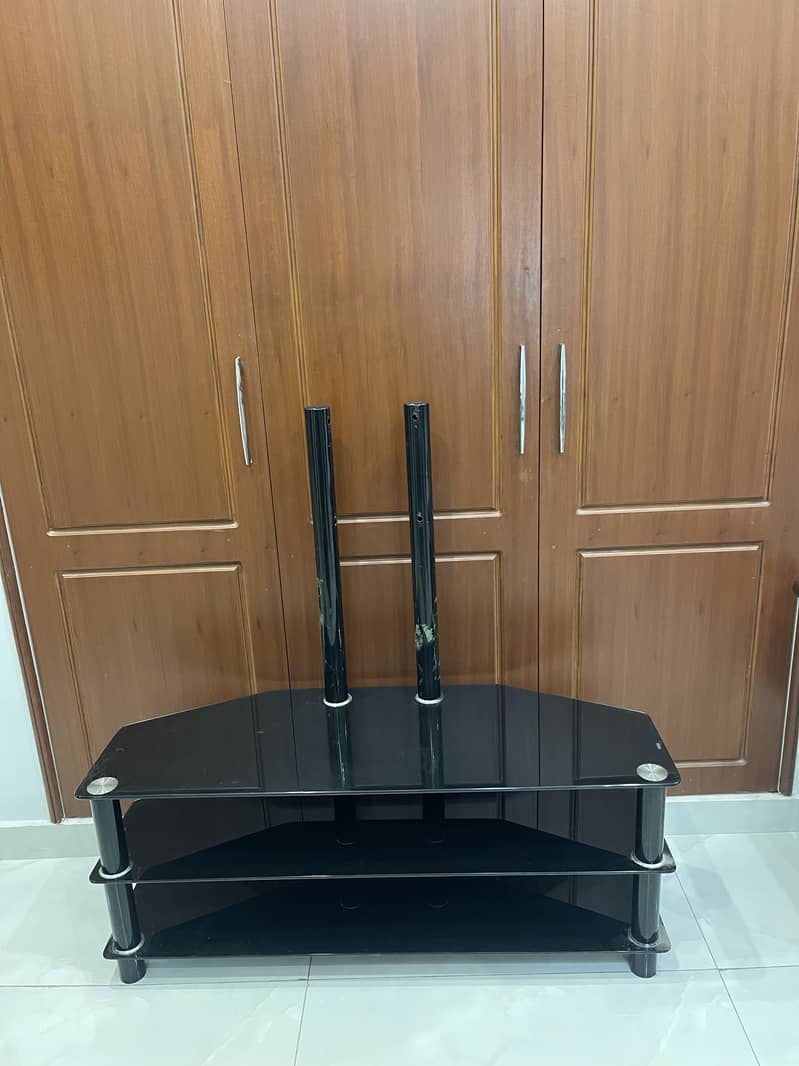 TV trolley 3