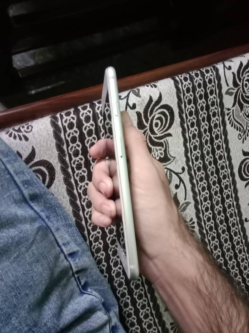 Iphone 6s plus 2