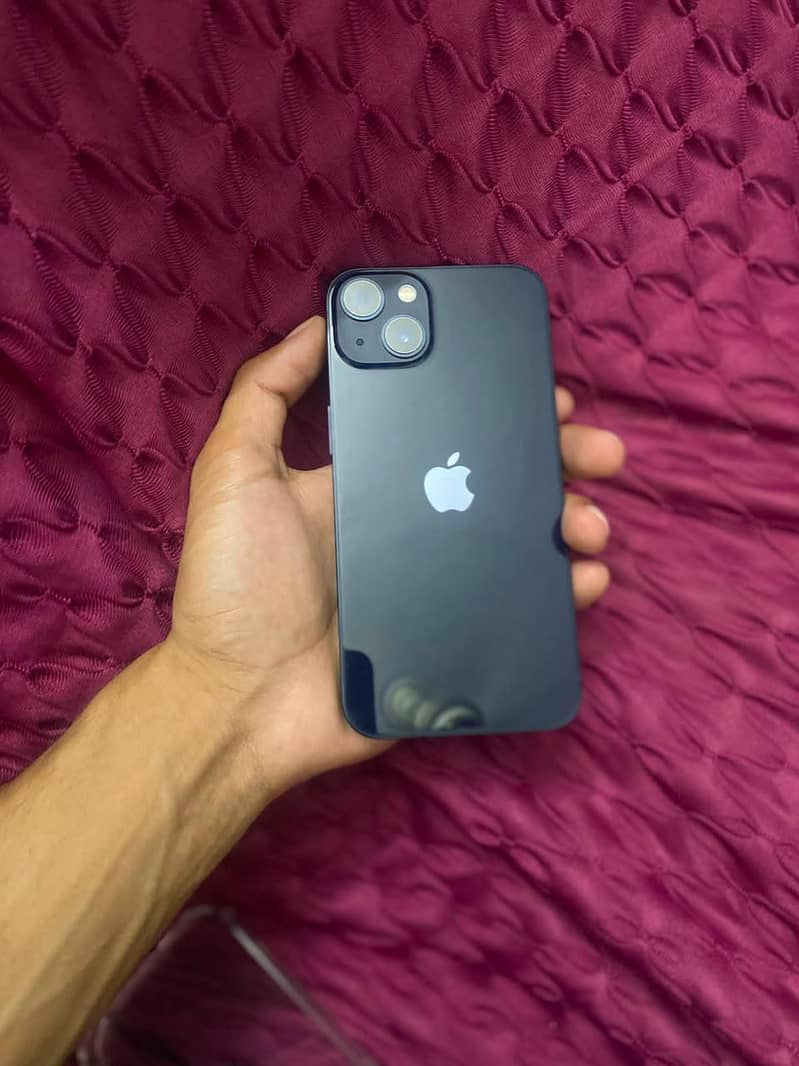 Apple iPhone 13 3