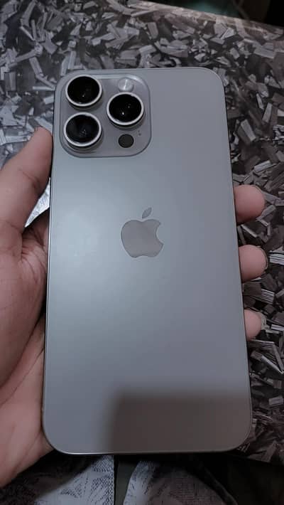 Apple iPhone 15 Pro Max
