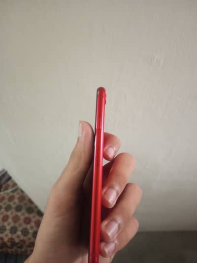 Apple iPhone SE