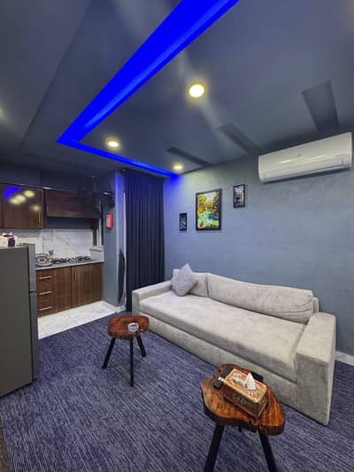 1 Bedroom VIP Full furnish flat per day available in Bahria town Lahore 0300 4561276
