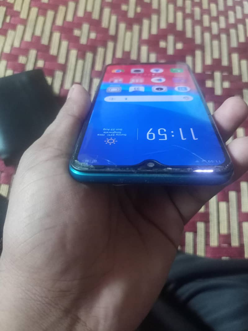 OPPO A5s 4
