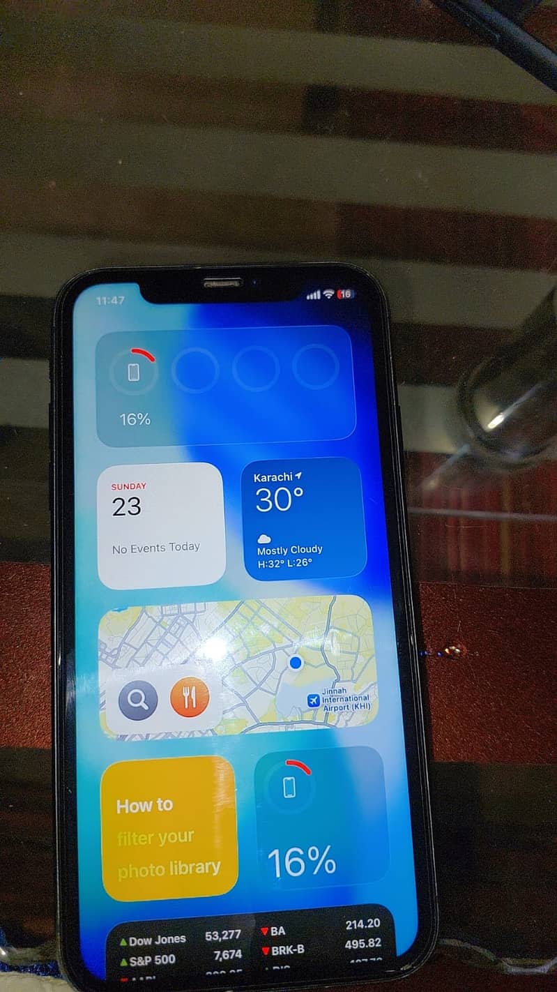 Apple iPhone 11 10