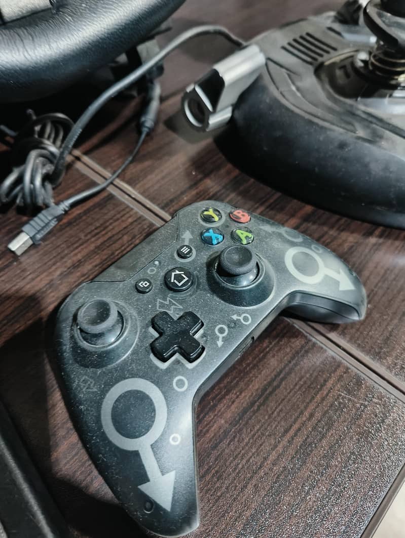 Logitech g920 saitek flight controller xbox controller 3