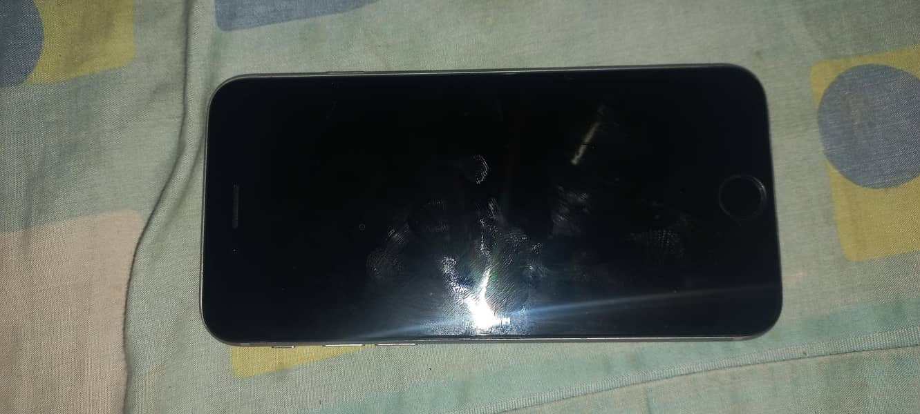 Apple iPhone 6S 1
