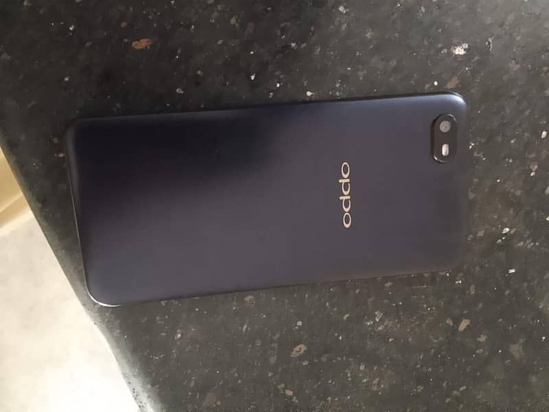 OPPO A1k 0