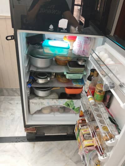 9188 WBGD Dawalance Refrigerator for sale
