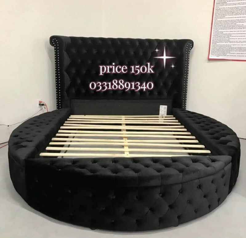 بیڈ کنگ سائز 2 عدد سائی ڈیبل اینڈ لگژری ڈریسنگ دستیاب ہے 2