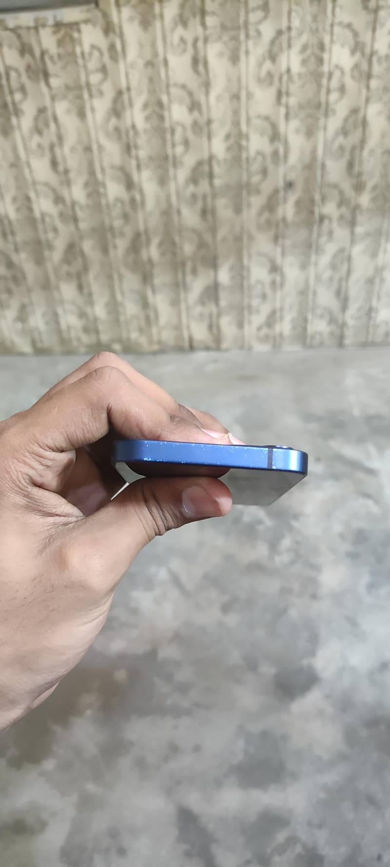 Apple iPhone 12 mini 3