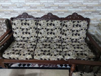 5 seater wooden Sofa