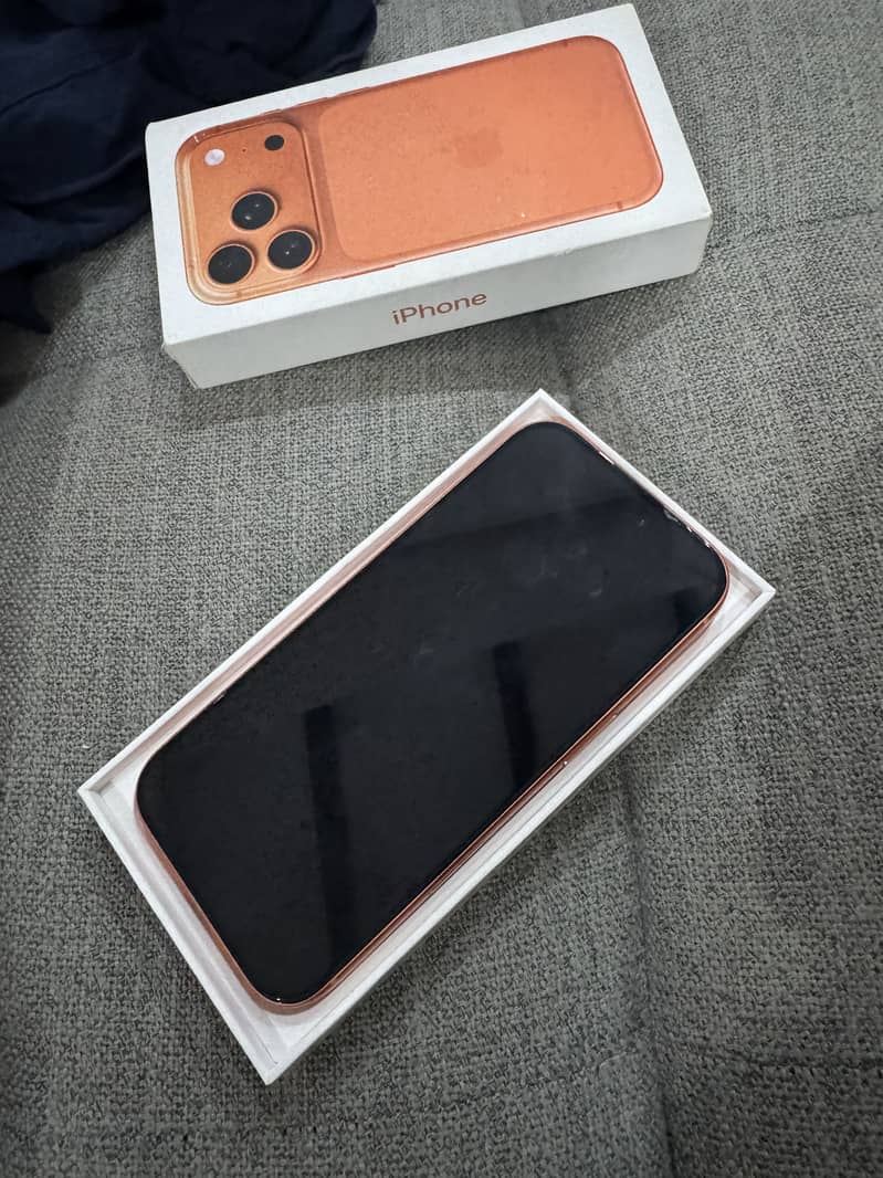 iPhone 17 pro jv 1