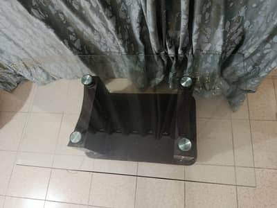 Glass Top man table and stools