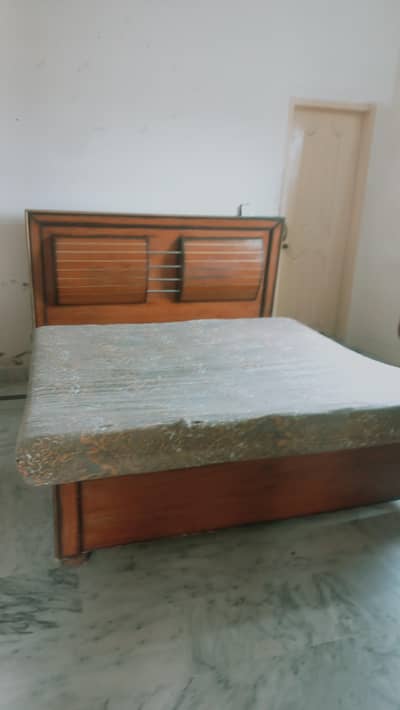 Bed (only Bed And side table)