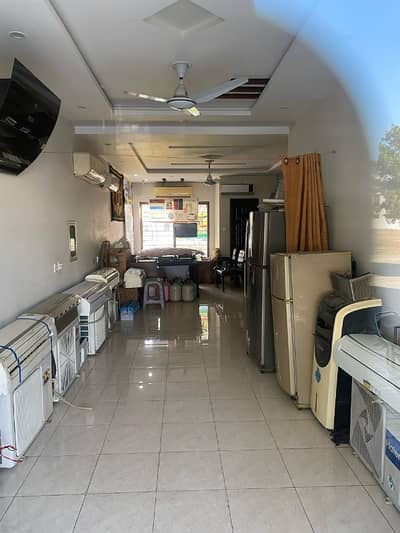 Prime Location 3 Marla Commercial Plaza Available in Overseas B Block