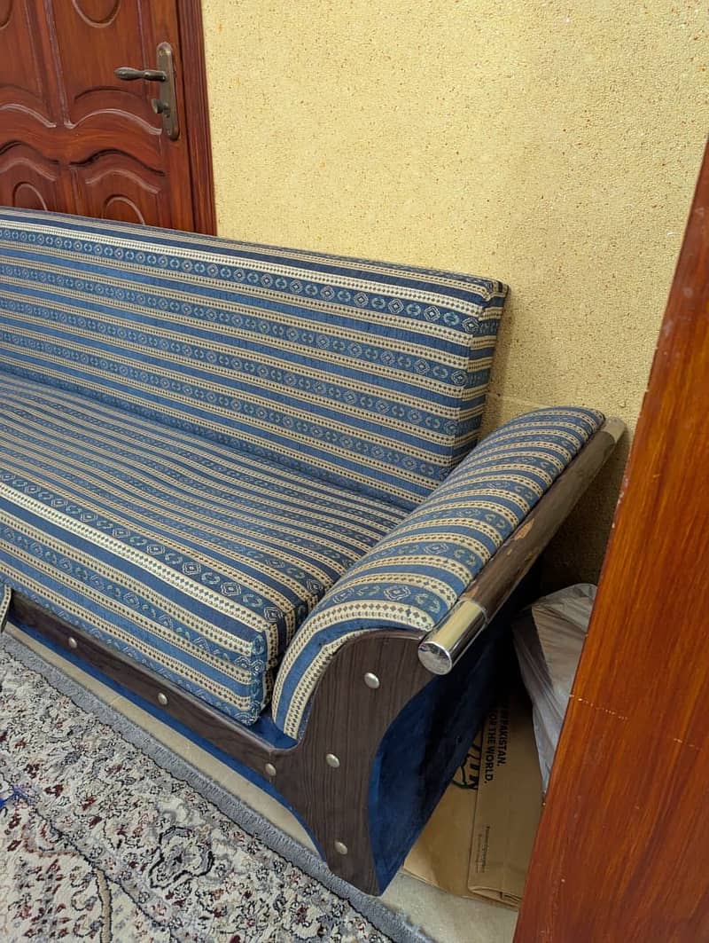 Sofa-cum-bed 0