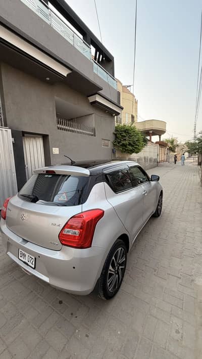 Suzuki Swift GLX CVT 2026