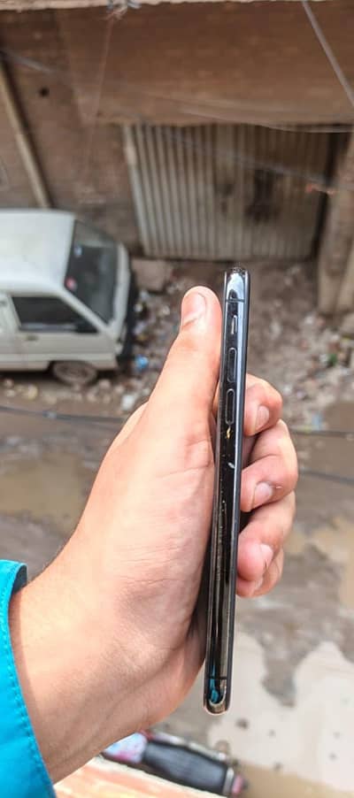 Apple iPhone XS