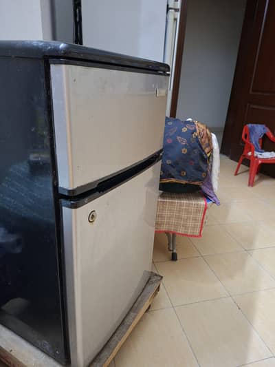 Orient refrigerator OR-114F