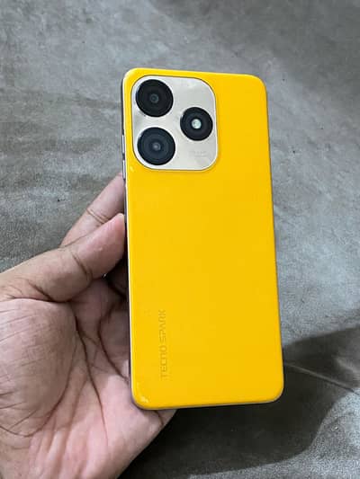 Spark 10C side Fingerprint  Conditions 10/9 All Ok 4+4gb 128gb