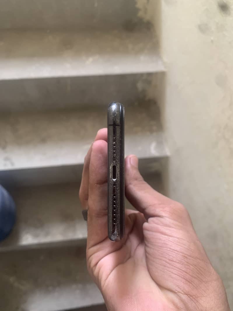 iPhone XS Max 3