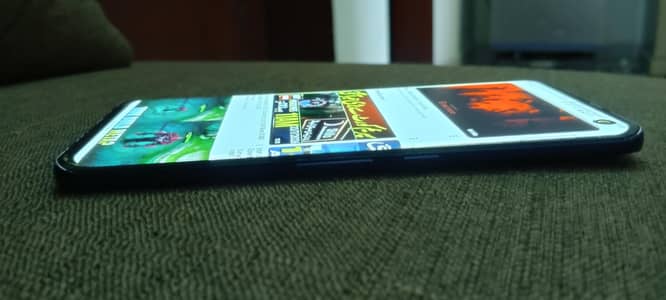 FUJITSU ARROWS F51A 5G FLAGSHIP MOBILE