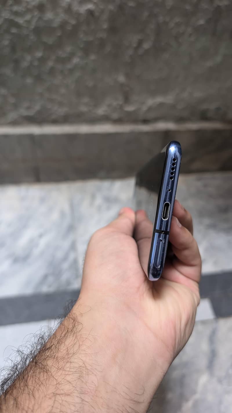 One Plus 7 Pro 3