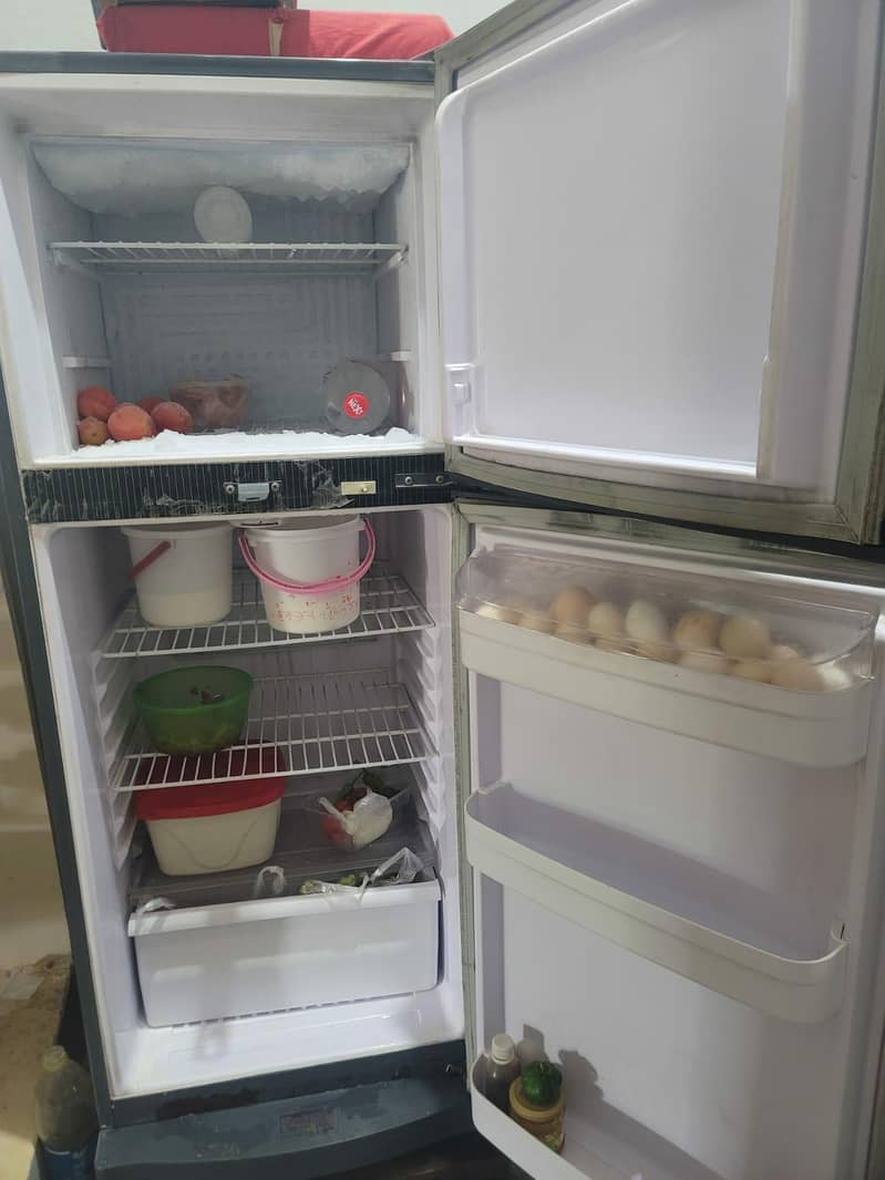 refrigerator 3