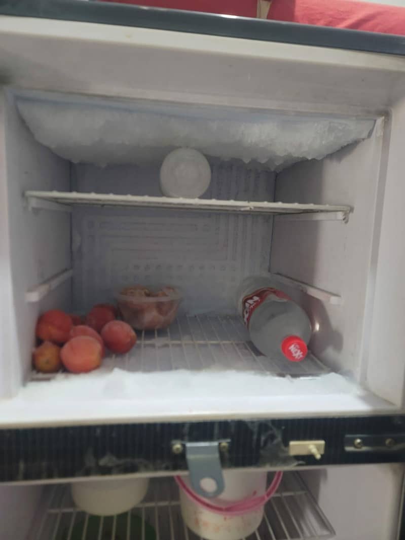 refrigerator 4