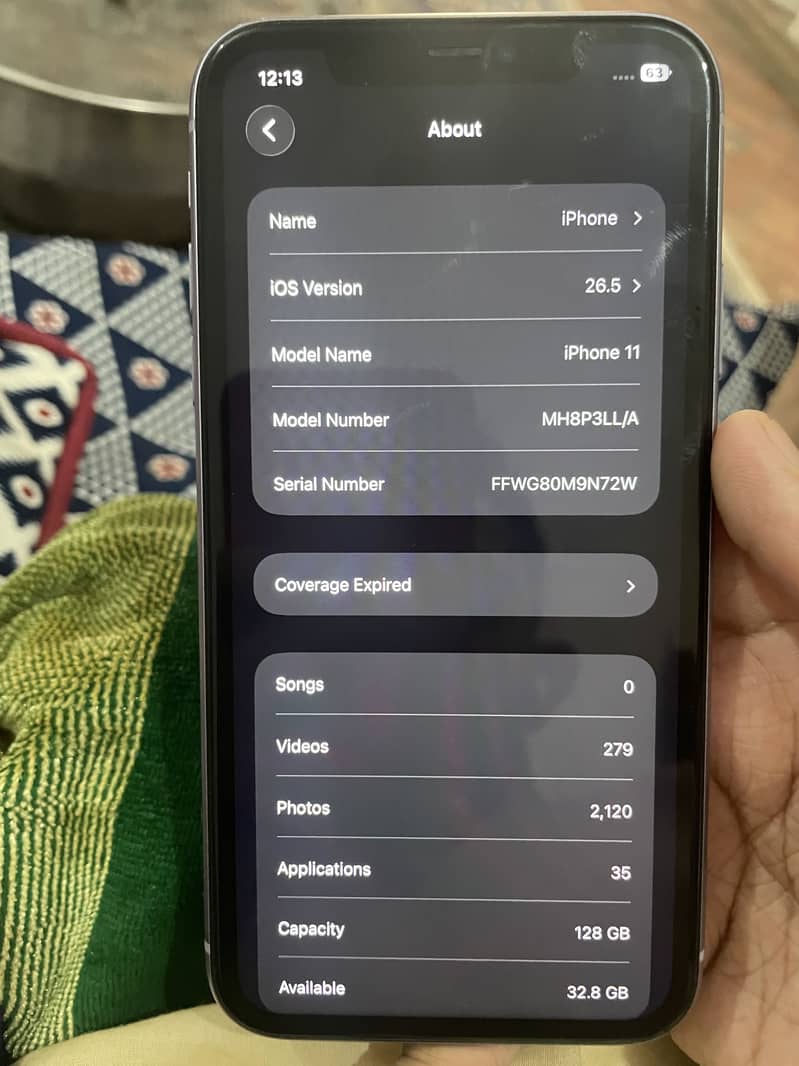 Apple iPhone 11 4
