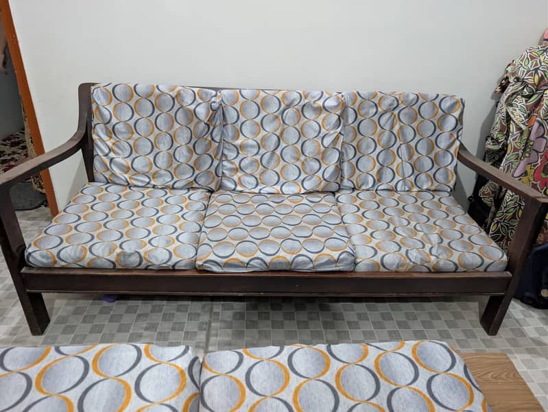Sofa set one table and one bench 1