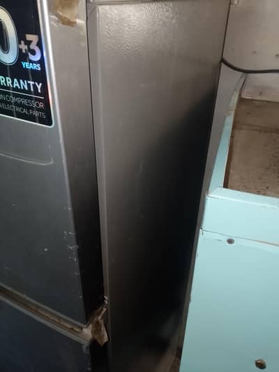 10/10 condition used refrigerator