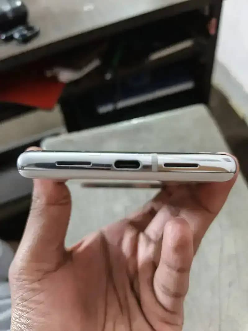 Google pixel 6 pro 2