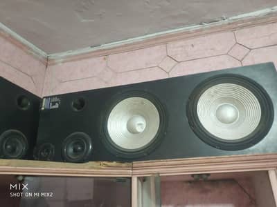 Yamaha speakers and amplifier for sell