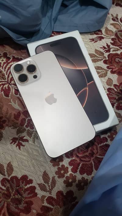 Apple iPhone 16 Pro Max