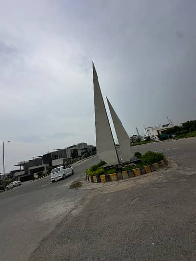 For sale 1 kanal plot in Bahria town phase 1