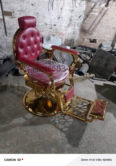 Salon Chair saloon furniture saloon chair Barber chairs cutting chairs