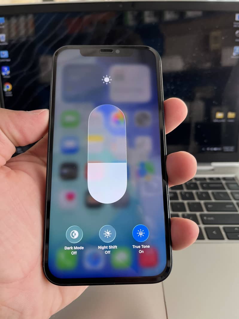 Apple iPhone 12 0