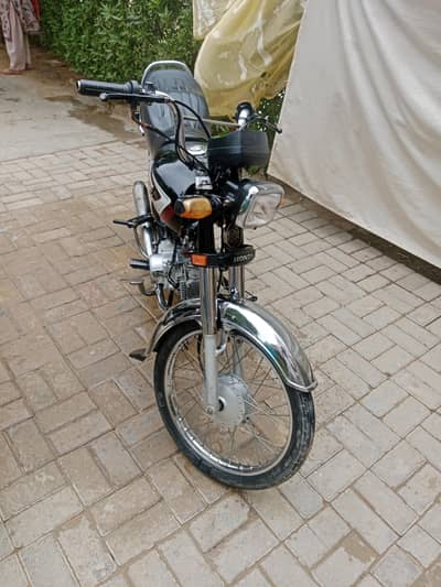 25 model new condition