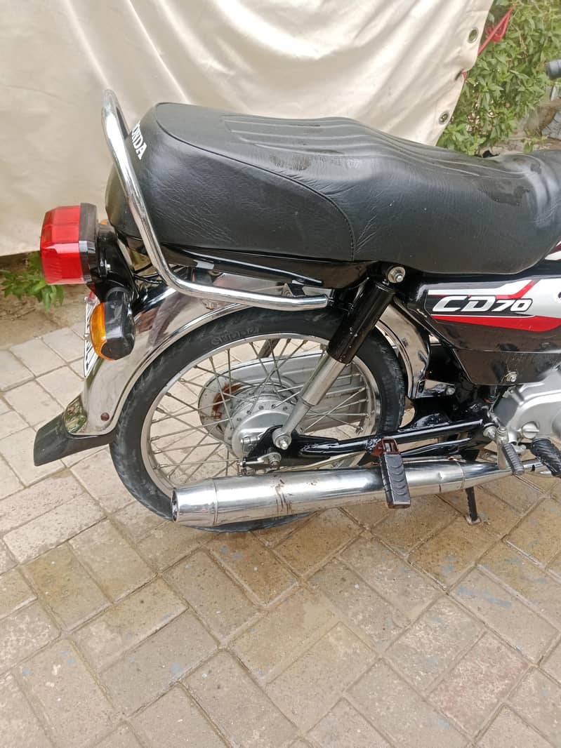 25 model new condition 2